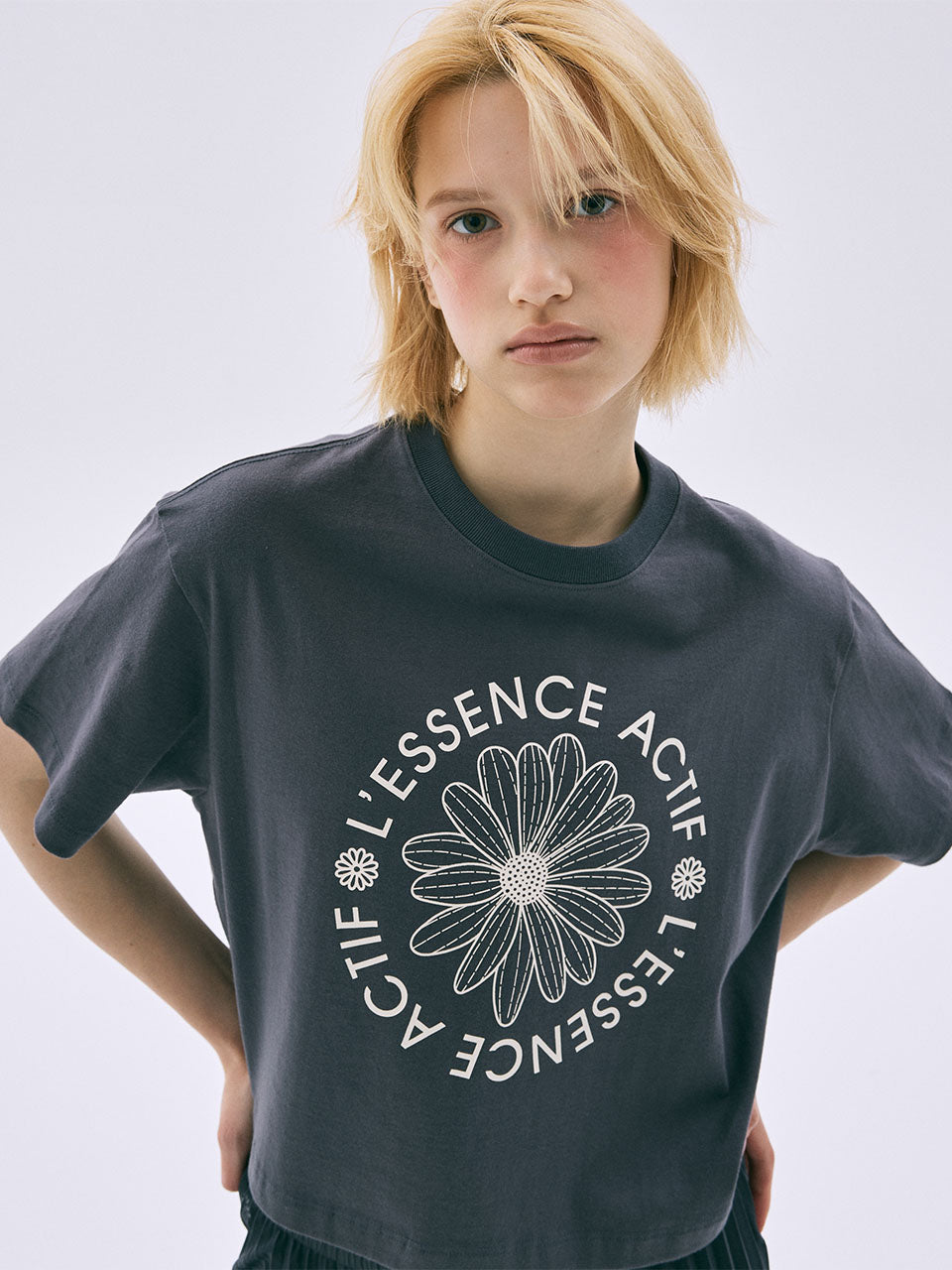 韓國 Mardi Mercredi Crop Tshirt Actif Emblem【MM233】