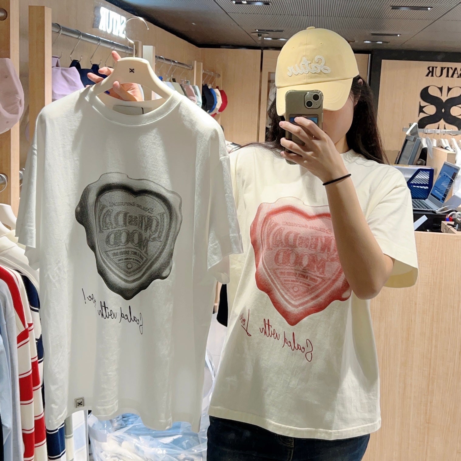 韓國 Satur Saturday Retro Mood Graphic T-Shirt【SR101】