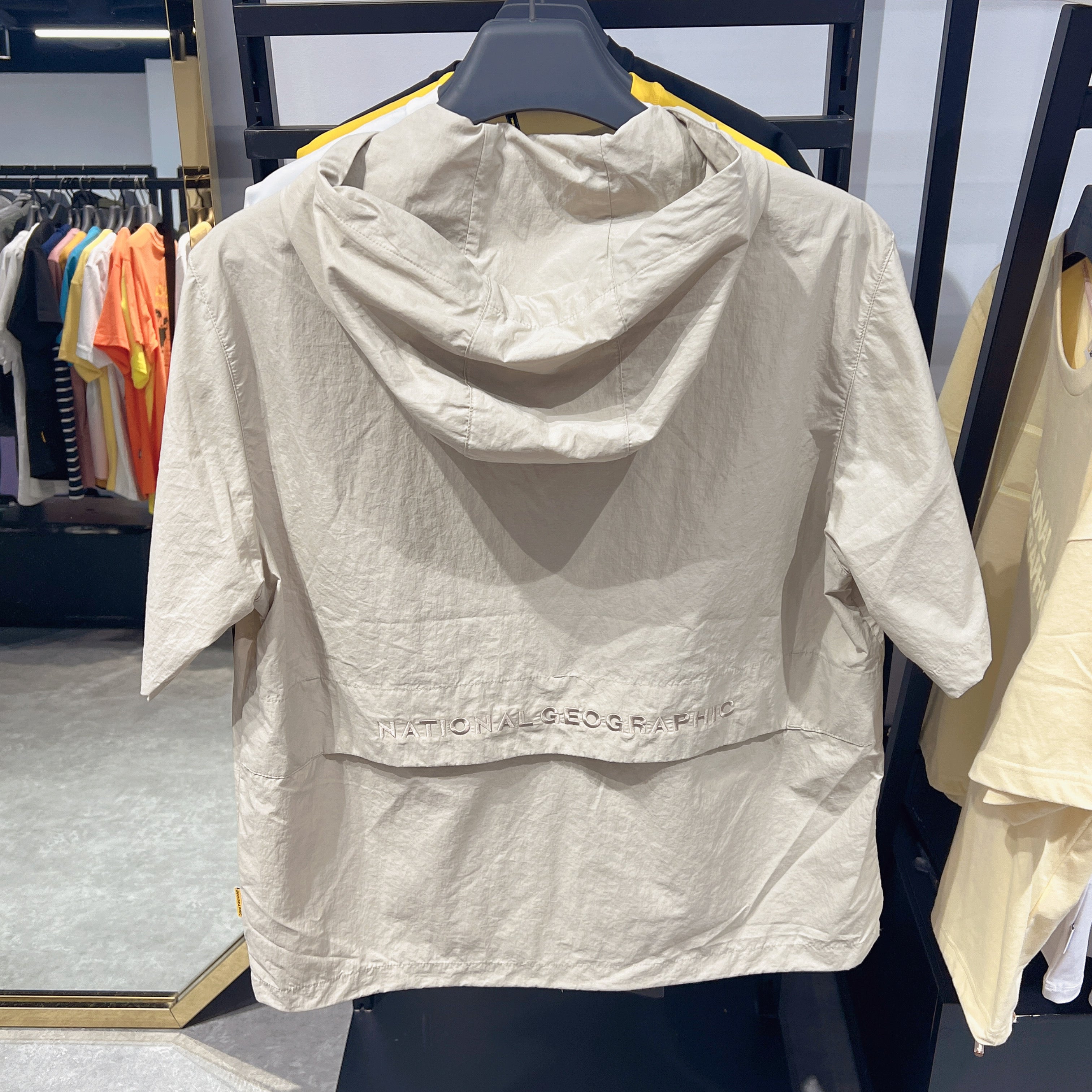 韓國 National Geographic Unisex Chest Pocket Woven Short Sleeve HOODY ANORAK【NG661】