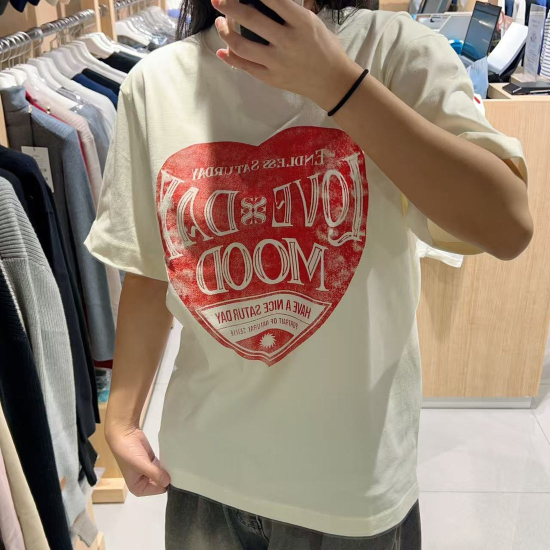 韓國 Satur Saturday Retro Mood Graphic Short Sleeve T-Shirt【SR154】