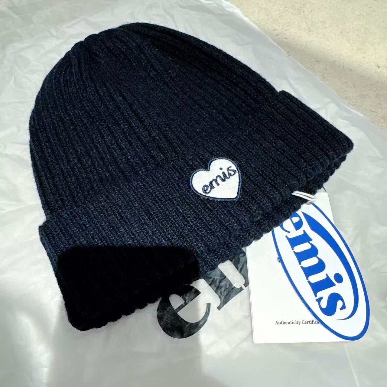 韓國 EMIS Heart Wappen Beanie【ES100】
