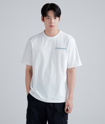 韓國 Discovery Athleisure Typography Graphic T-shirt【DY173】 - Image