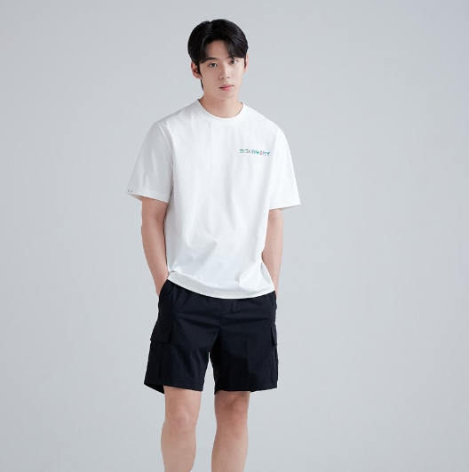 韓國 Discovery Athleisure Typography Graphic T-shirt【DY173】