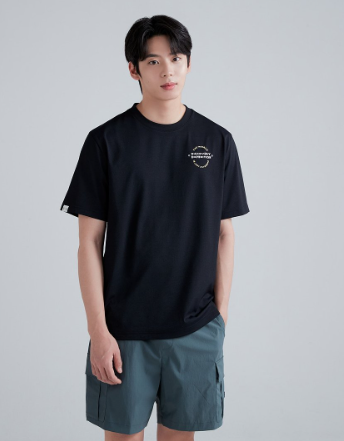 韓國 Discovery Athleisure Round Graphic T-Shirt【DY156】 - Image