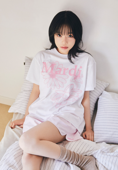 韓國 Mardi Mercredi TSHIRT TRIPLE FLOWER【MM001】 - STT Mall HK 靚太網購