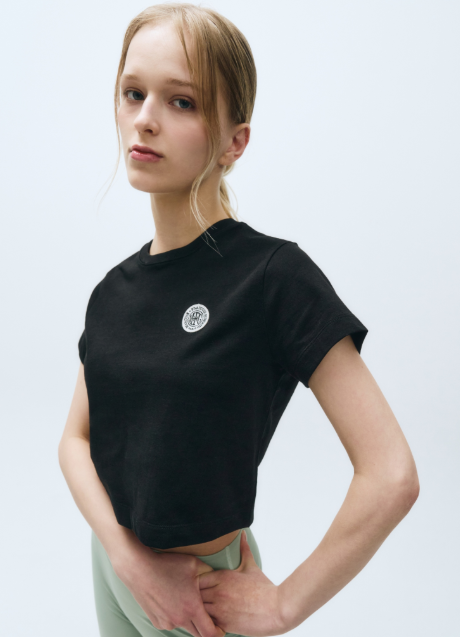 韓國 Marithe Francois Girbaud MOUVEMENT W CIRCLE WAPPEN AEROCOOL CROP T-SHIRT凉感面料【MF491】