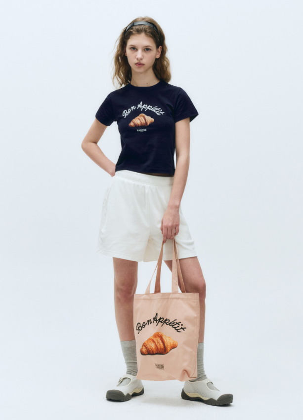 韓國 Marithe Francois Girbaud Women's SLIM FIT BREAD GRAHPIC CROP T-SHIRT【MF490】