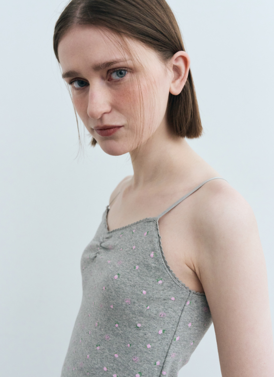 韓國 Marithe Francois Girbaud W FLOWER CROP SLEEVELESS TEE【MF594】