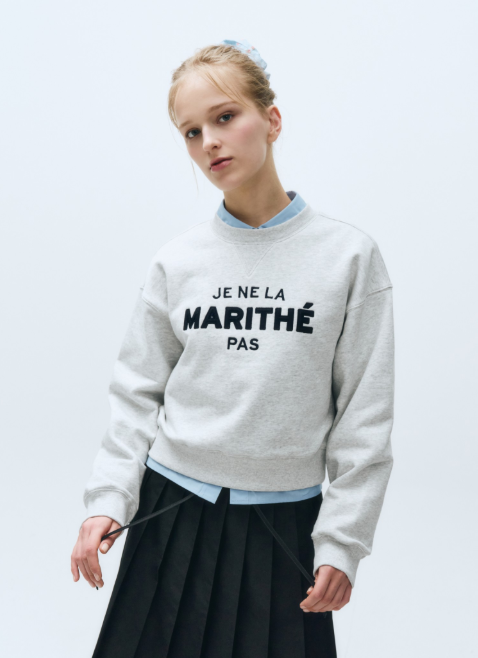 韓國 Marithe Francois Girbaud W APPLIQUE LOGO CROP SWEATSHIRT【MF325】