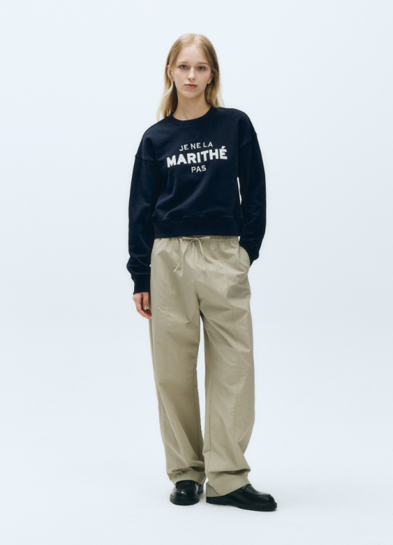 韓國 Marithe Francois Girbaud W APPLIQUE LOGO CROP SWEATSHIRT【MF325】