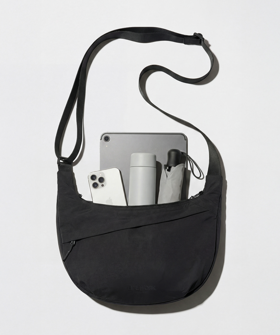 韓國 Lifework Diagonal Zipper Crossbody Bag【SC122】