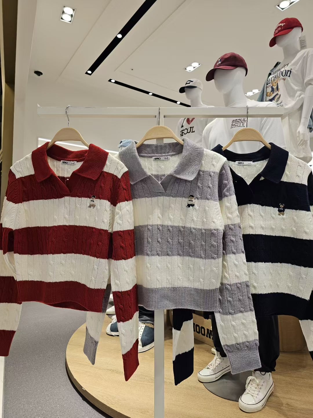 韓國 SPAO Cable Semi-Open Crop Sweater【SP211】