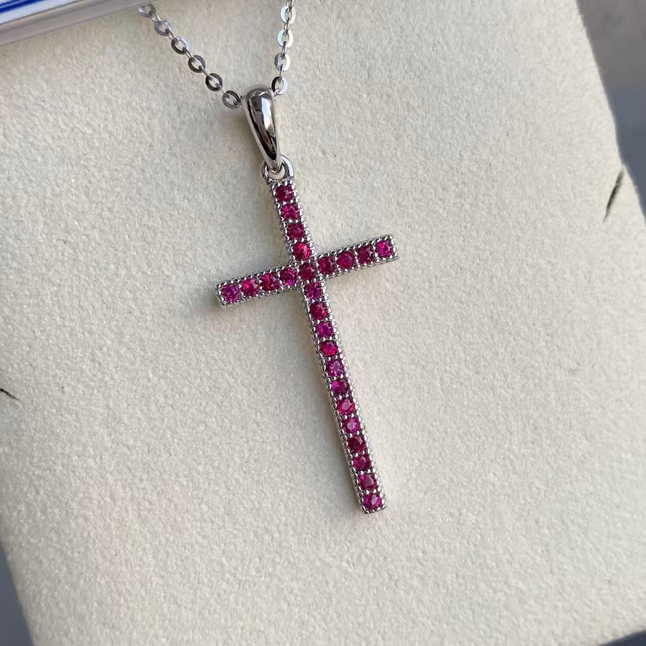 日本直送 精緻紅寶石十字架項鍊【JS401】