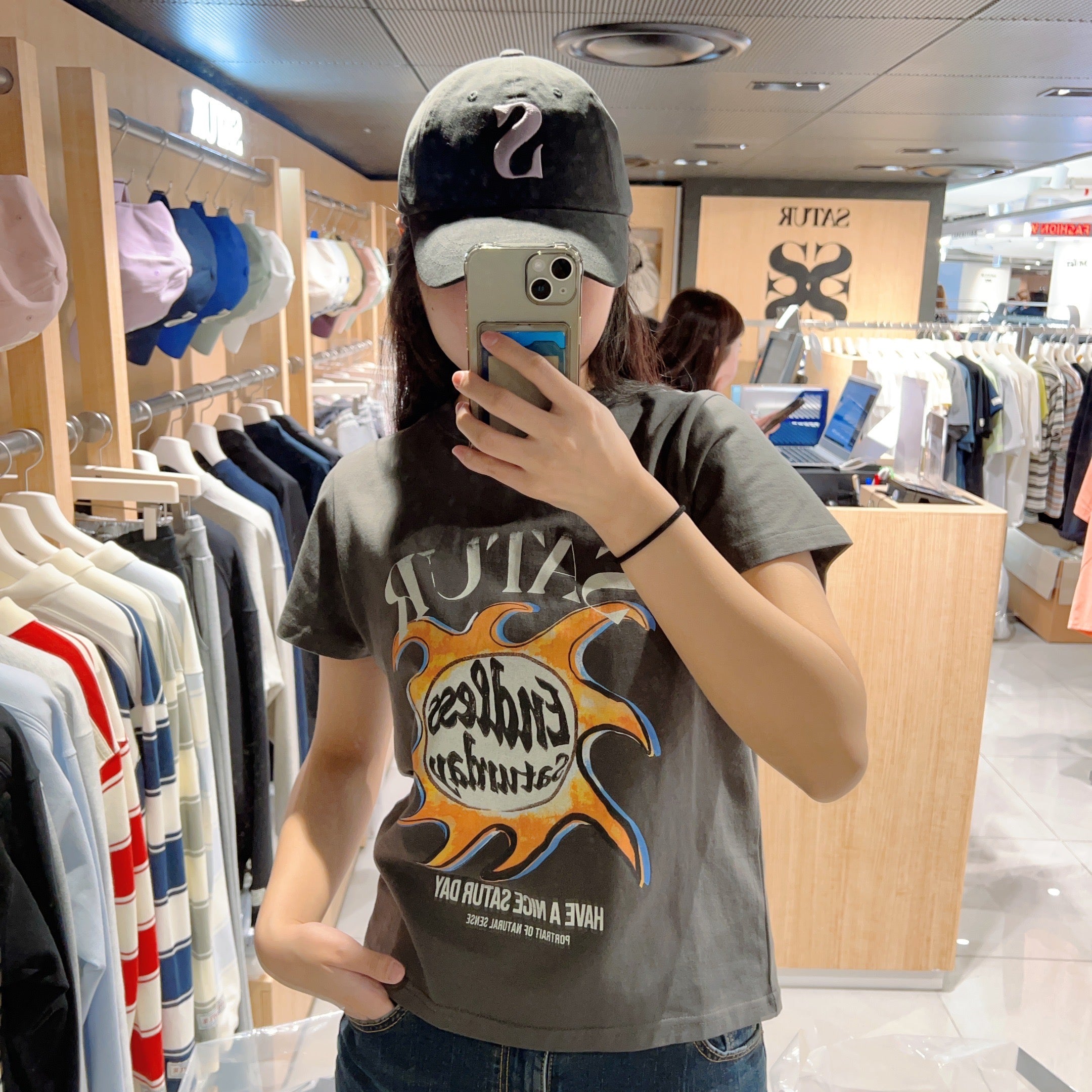 韓國 Satur Sun Retro Graphic T-Shirt【SR103】