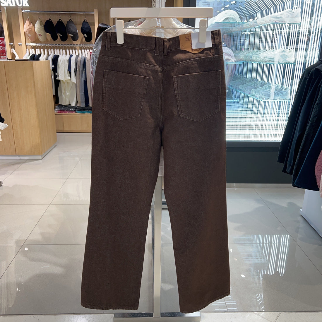 韓國 Satur Semi-Loose Bootcut Denim Pants【SR162】