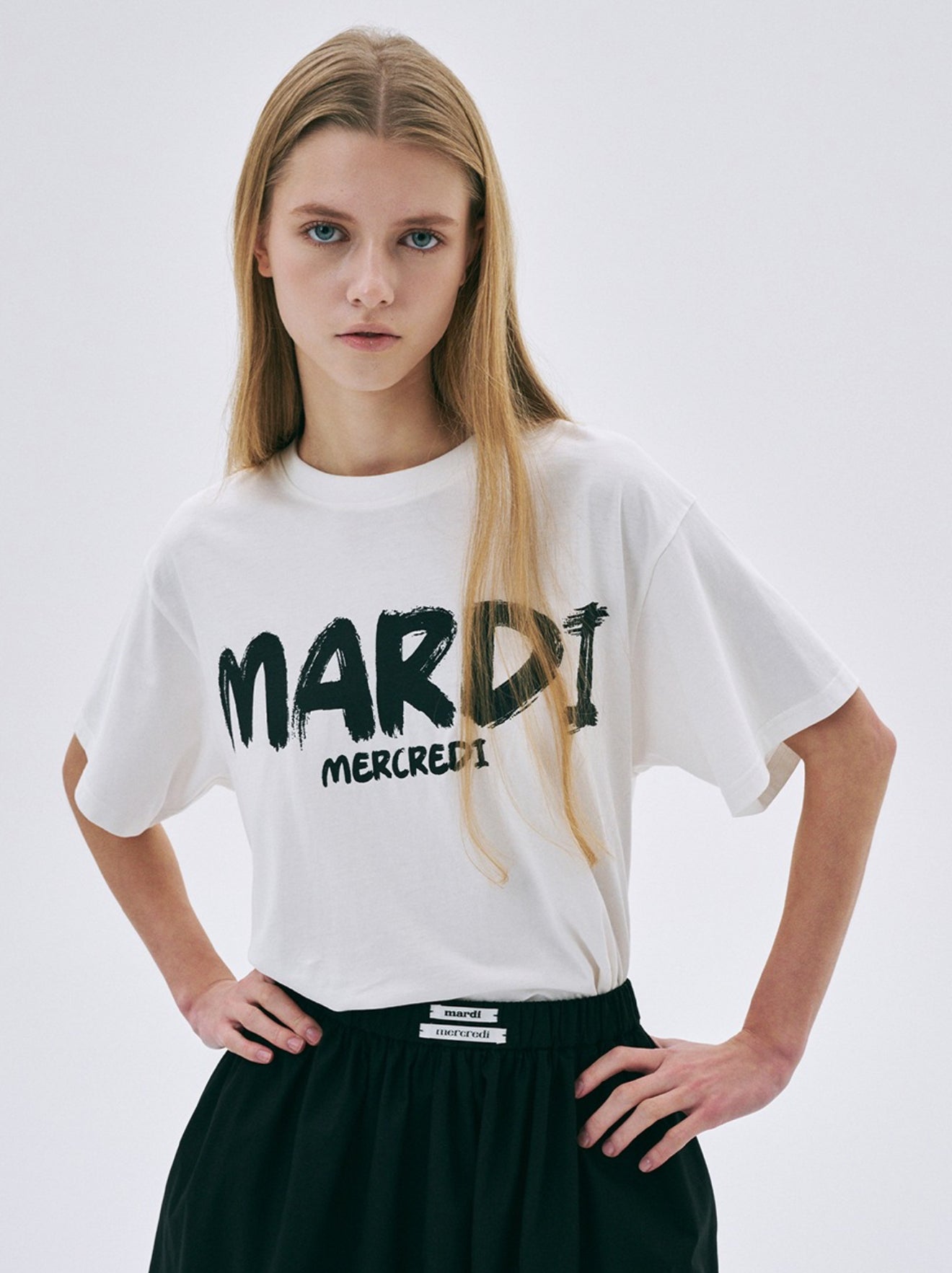 韓國 Mardi Mercredi TSHIRT BRUSH LOGO CONTRAST【MM038】