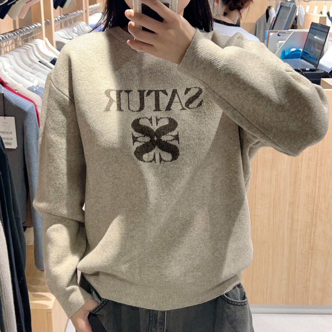 韓國 Satur Basic Logo Jacquard Crew Neck Knit【SR144】