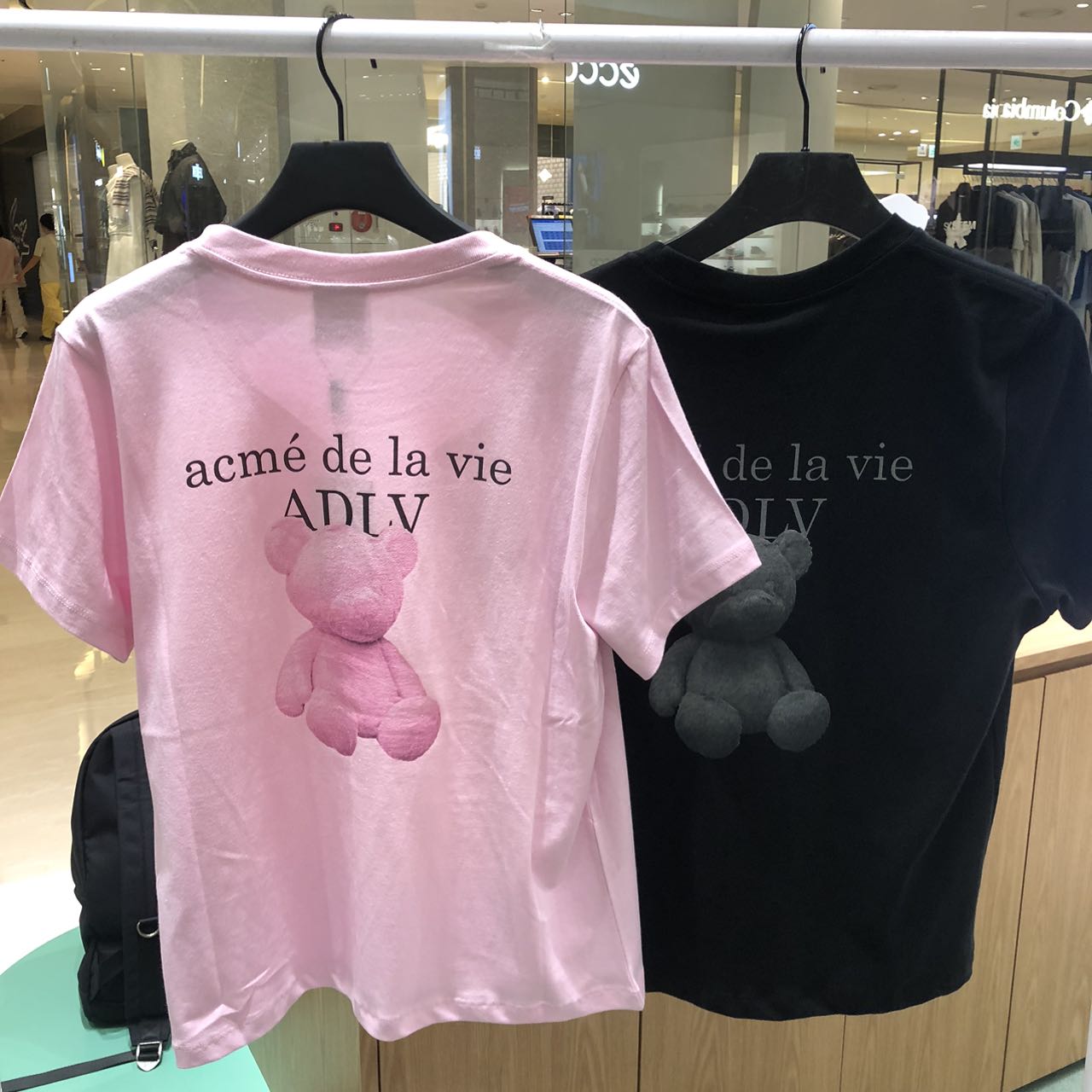 韓國 ADLV FUZZY BEAR SHORT SLEEVE T-SHIRT【AD011】
