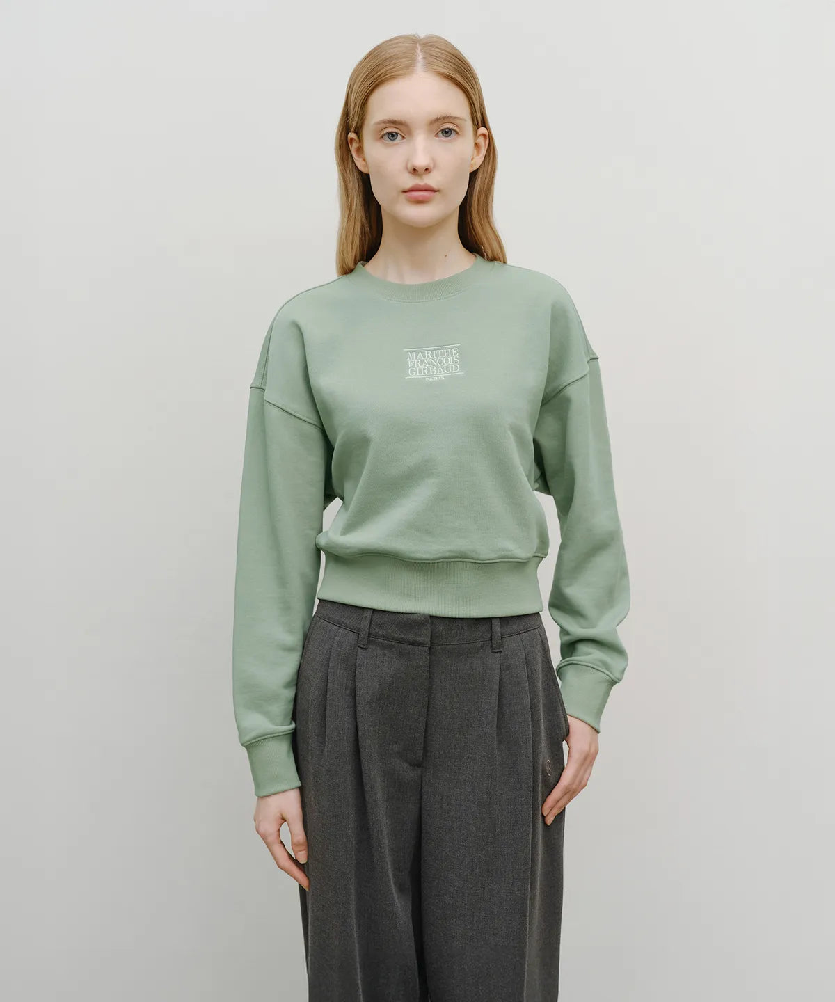 韓國 Marithe Francois Girbaud W Small Classic Logo Crop Sweatshirt【MF661】