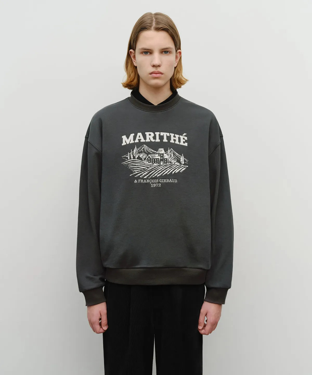 韓國 Marithe Francois Girbaud Winery Applique Logo Over Fit Sweatshirt【MF672】