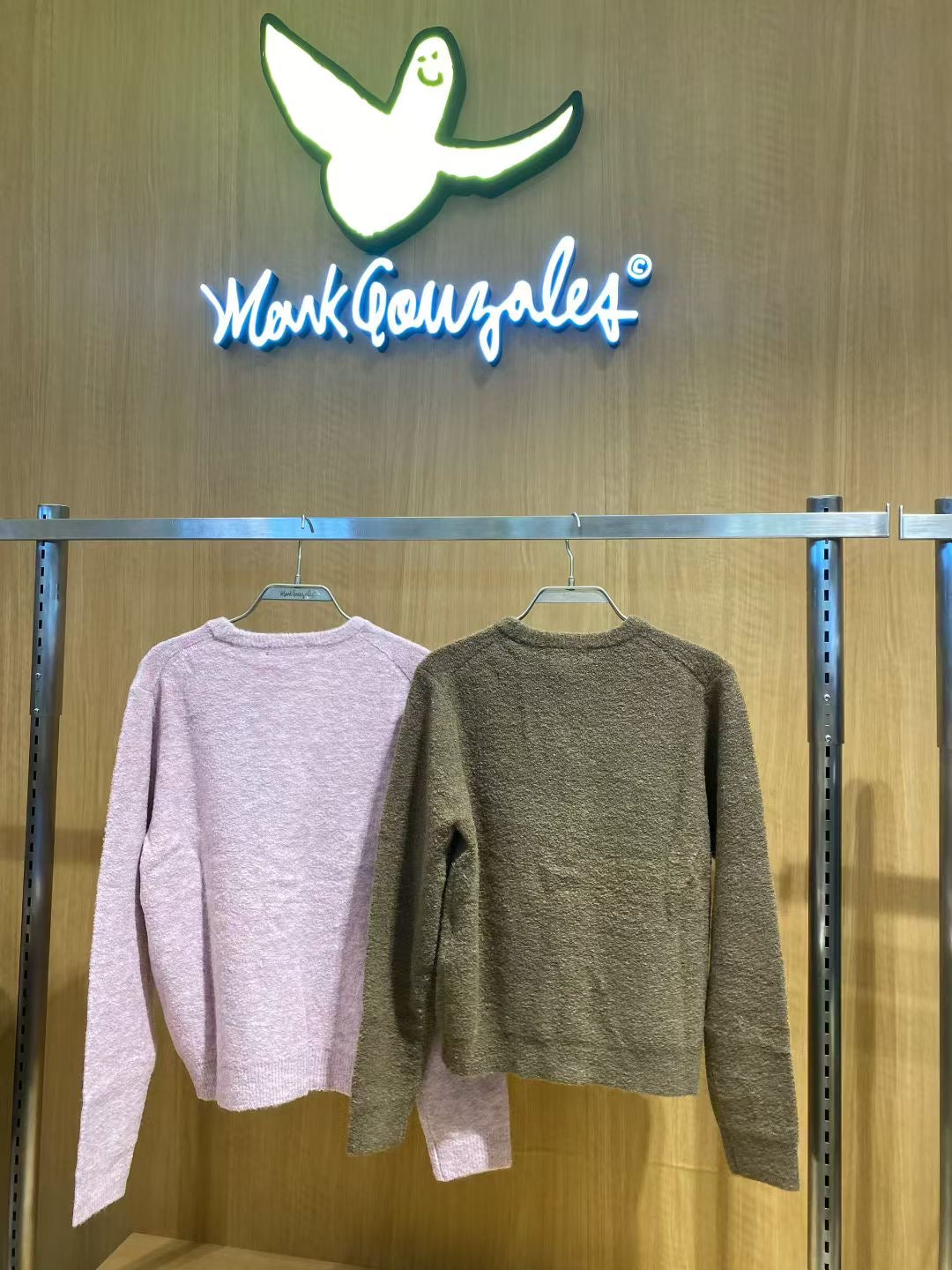 韓國 Mark Gonzales Women&