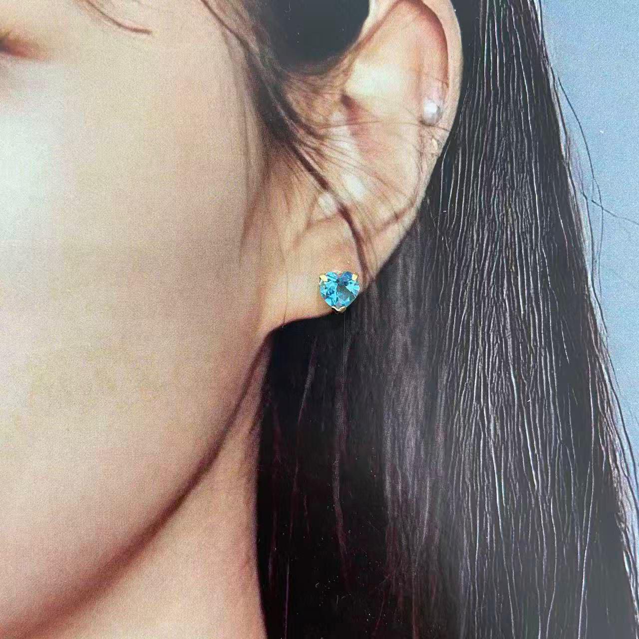 日本直送 天空藍托帕石金耳釘【JS407】