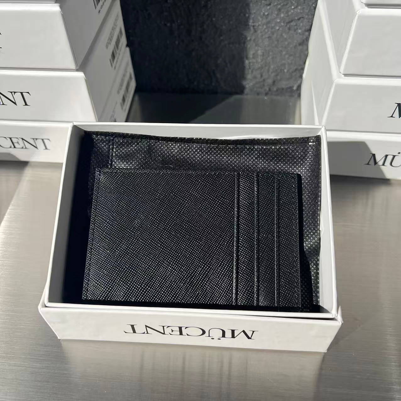 韓國 Mucent Main Symbol Metal Logo Card Wallet【MU113】
