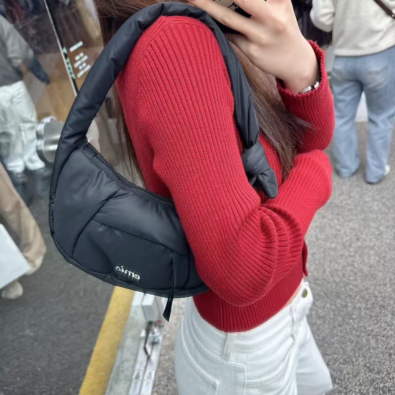 韓國 EMIS Padded Zip Pocket Hobo Bag【ES095】