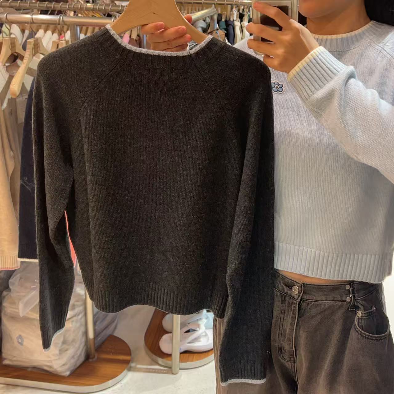 韓國 Wacky Willy Women's Lily Wappen Color Block Pullover【WW034】