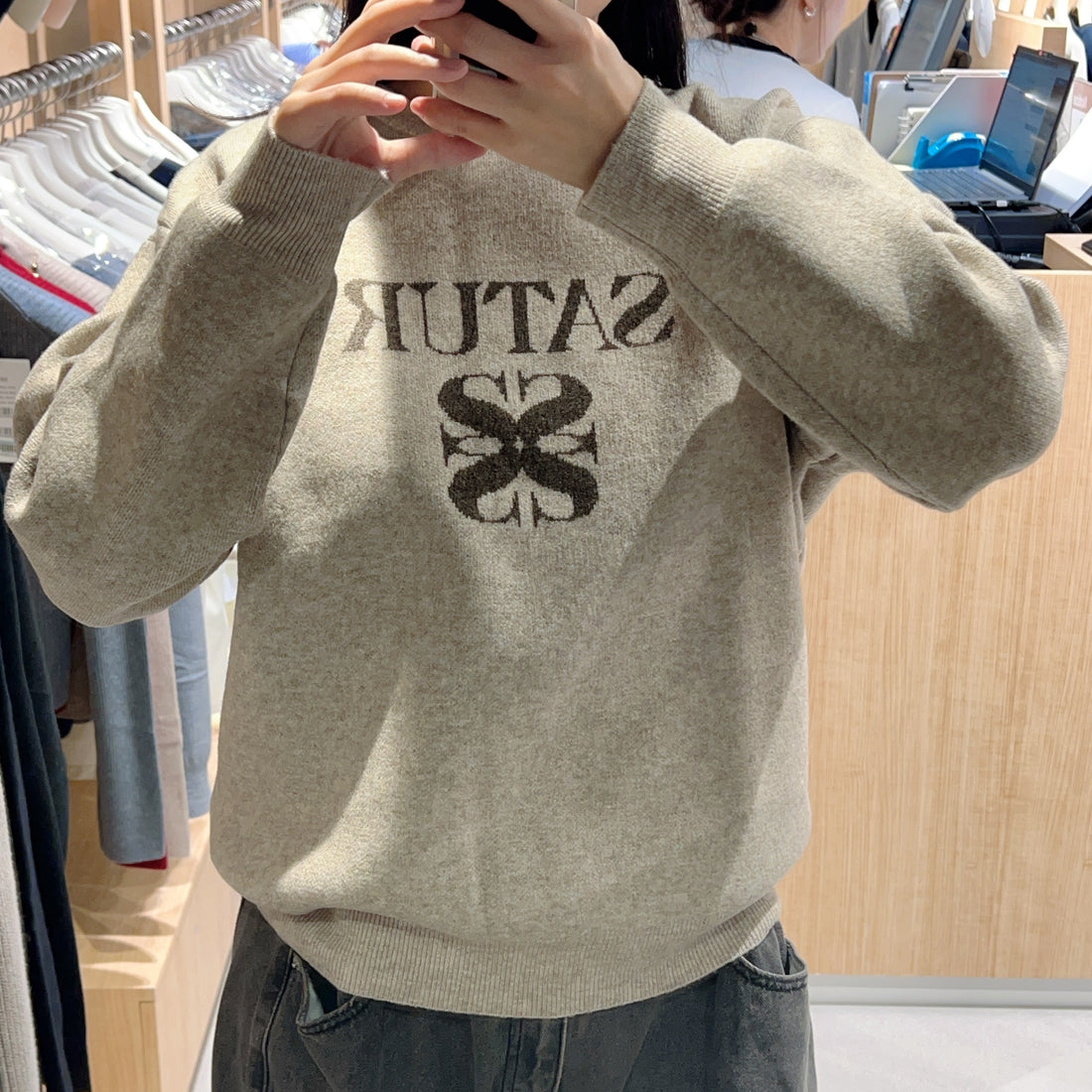 韓國 Satur Basic Logo Jacquard Crew Neck Knit【SR144】