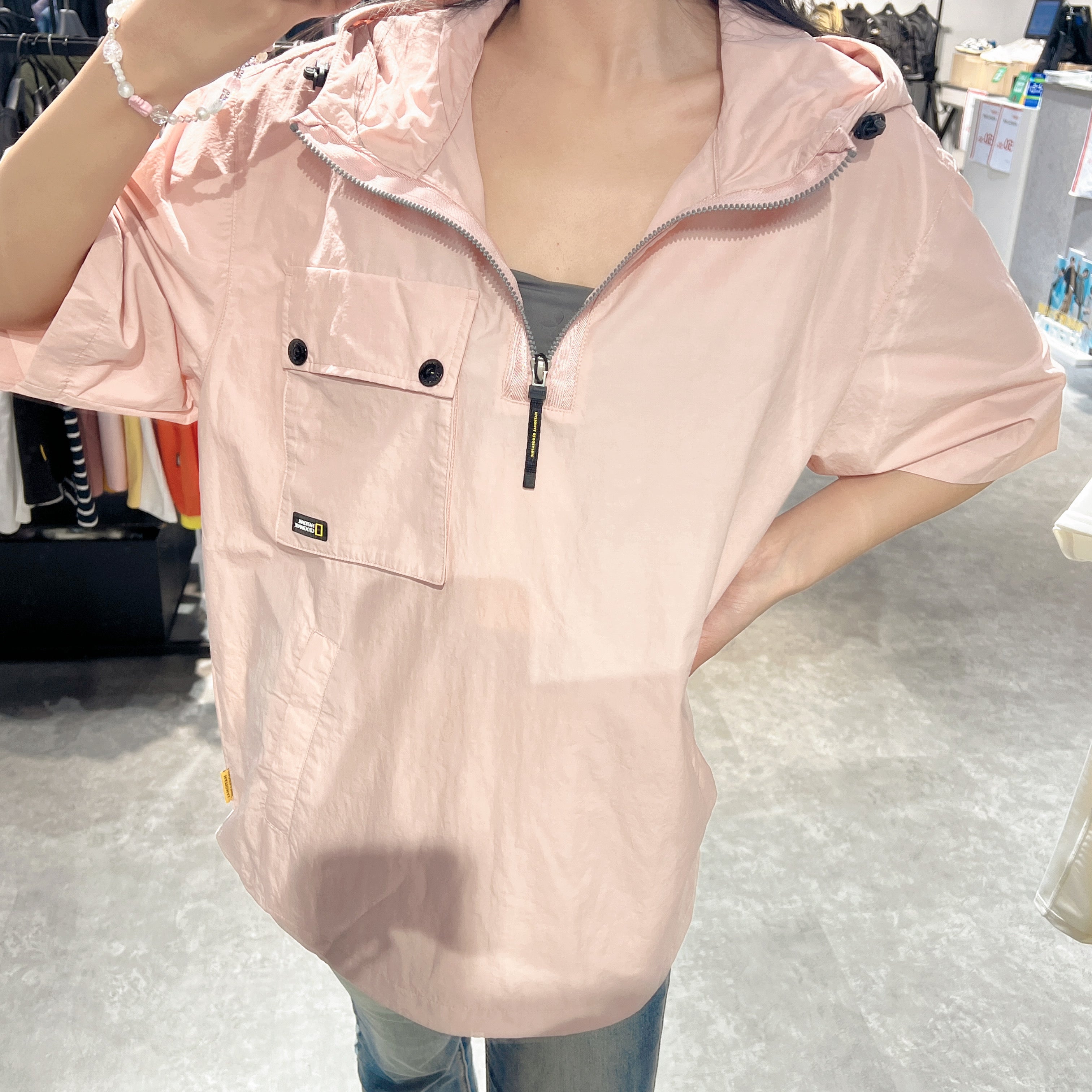 韓國 National Geographic Unisex Chest Pocket Woven Short Sleeve HOODY ANORAK【NG661】