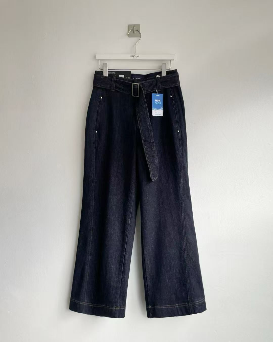 韓國 HowLuk 牛仔褲 刷薄毛 (冬季款)【H2558】