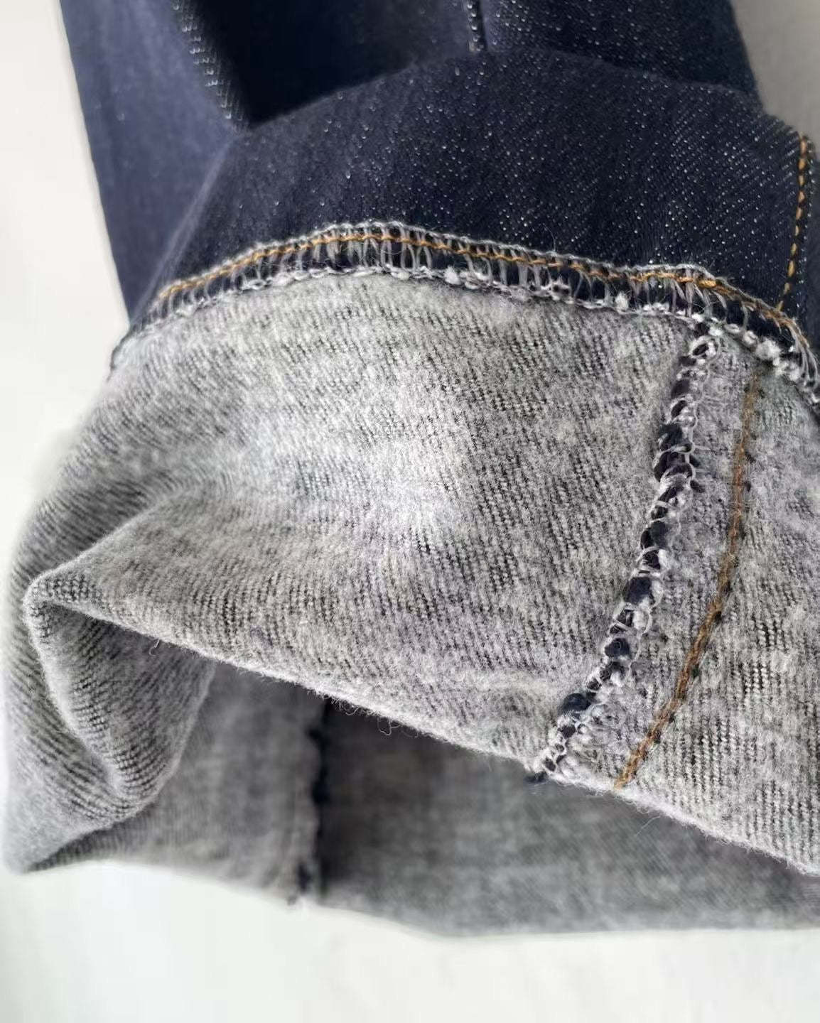 韓國 HowLuk 牛仔褲 刷薄毛 (冬季款)【H2510_1】