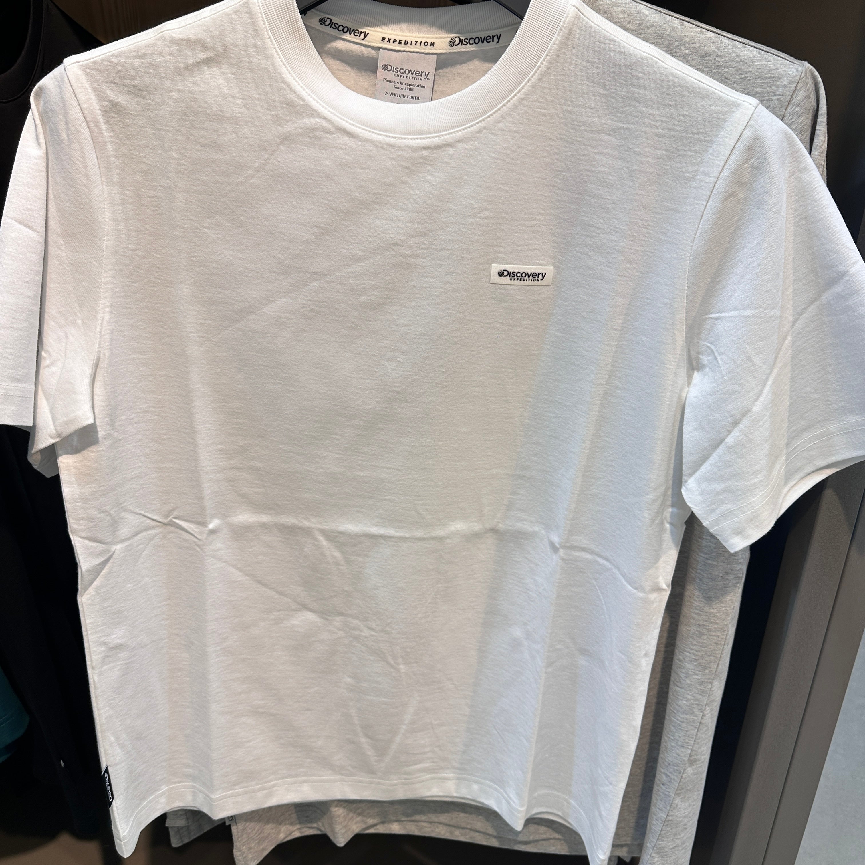 韓國 Discovery Fresh event small logo short sleeve T-shirt【DY154】