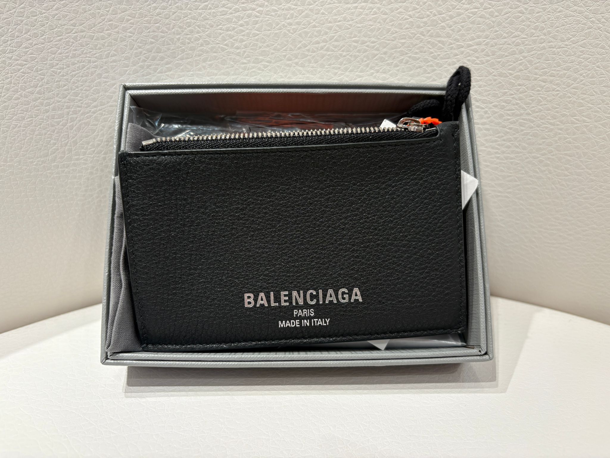 全新balenciaga經典黑色卡包有拉鍊 【JS473】
