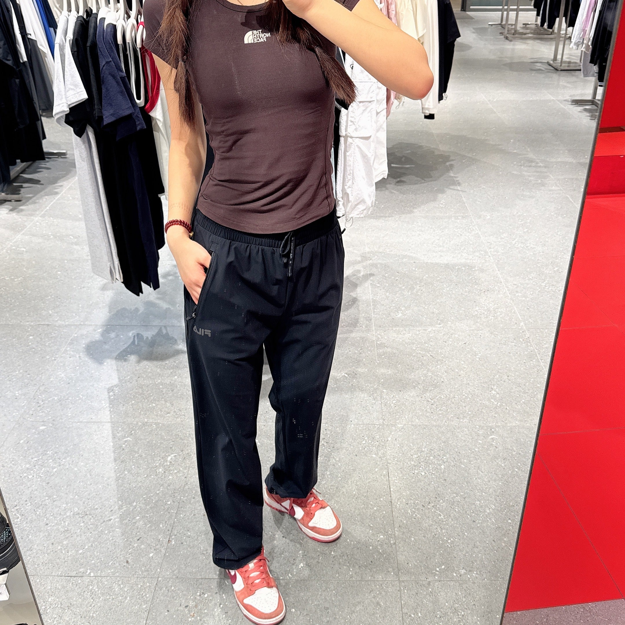 韓國 FILA Unisex Cool Stretch Regular Fit Training Pants【FA342】