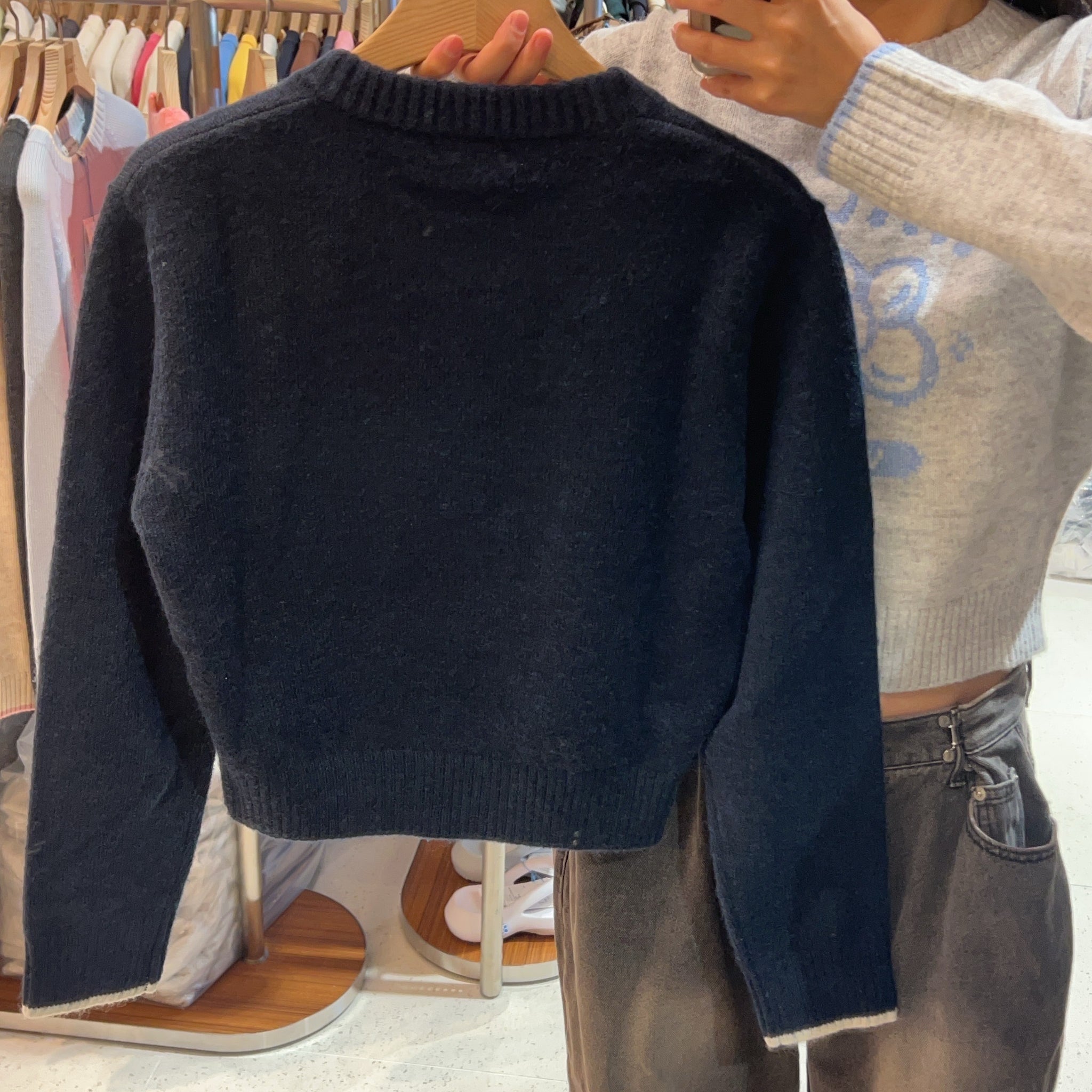 韓國 Wacky Willy Women's Big Lily Graphic Pullover【WW033】