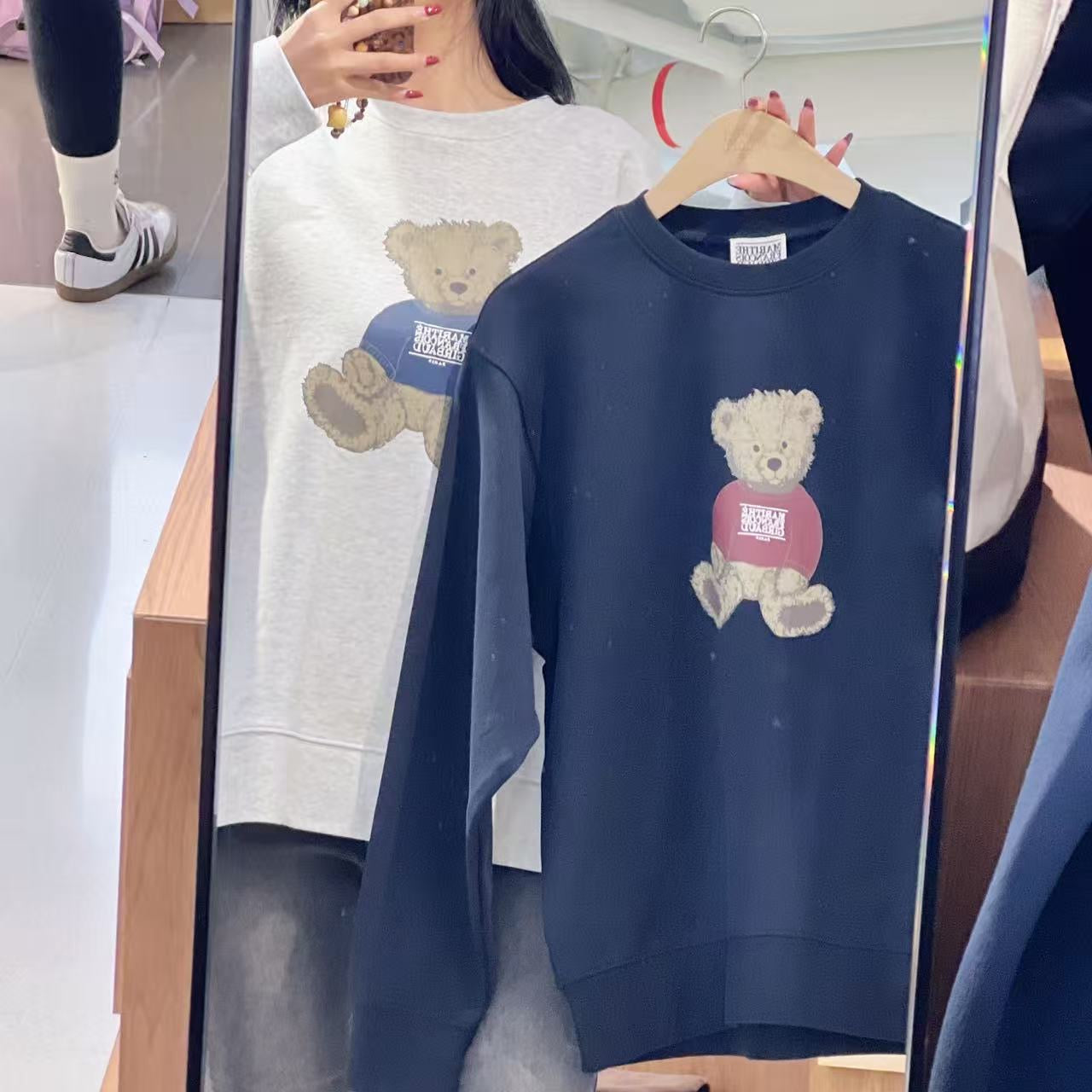 韓國 Marithe Francois Girbaud Doodle Bear Sweatshirt【MF682】