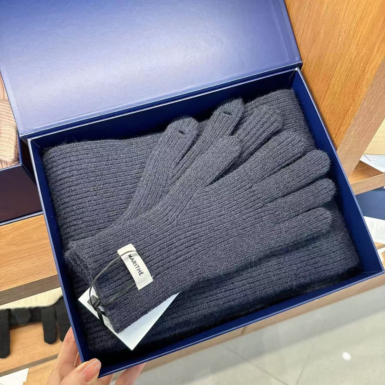 韓國 Marithe Francois Girbaud Regular Logo Muffler & Glove【MF773】