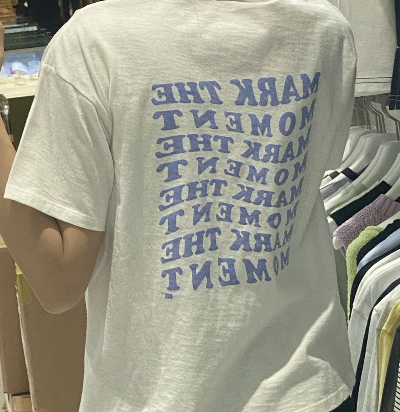 韓國 Markm WAVE SLOGAN GRAPHIC SLUB T-SHIRT【MA055】 - STT Mall HK 靚太網購