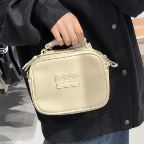 韓國 FILA Signature PU Square Bag【FA289】