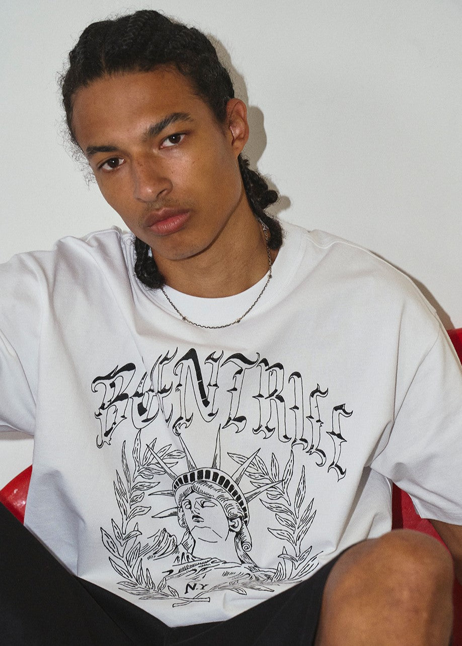 韓國 Beentrill Laurel Wreath Goddess T-Shirt【BL042】