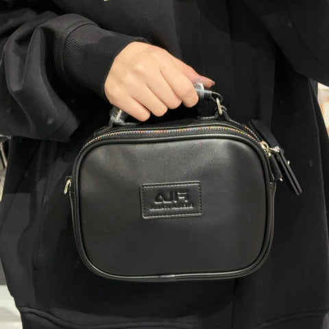 韓國 FILA Signature PU Square Bag【FA289】