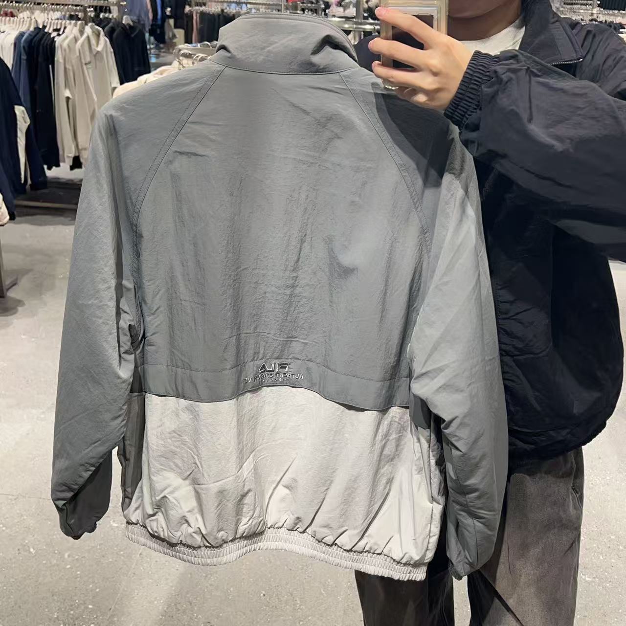 韓國 FILA Cut-Out Color-Block Woven Fleece Double-Sided Reversible Jacket【FA022】