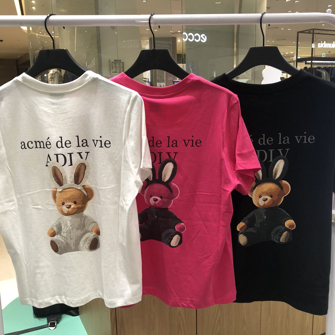 韓國 ADLV RABBIT BEAR DOLL LOGO SHORT SLEEVE T-SHIRT【AD007】
