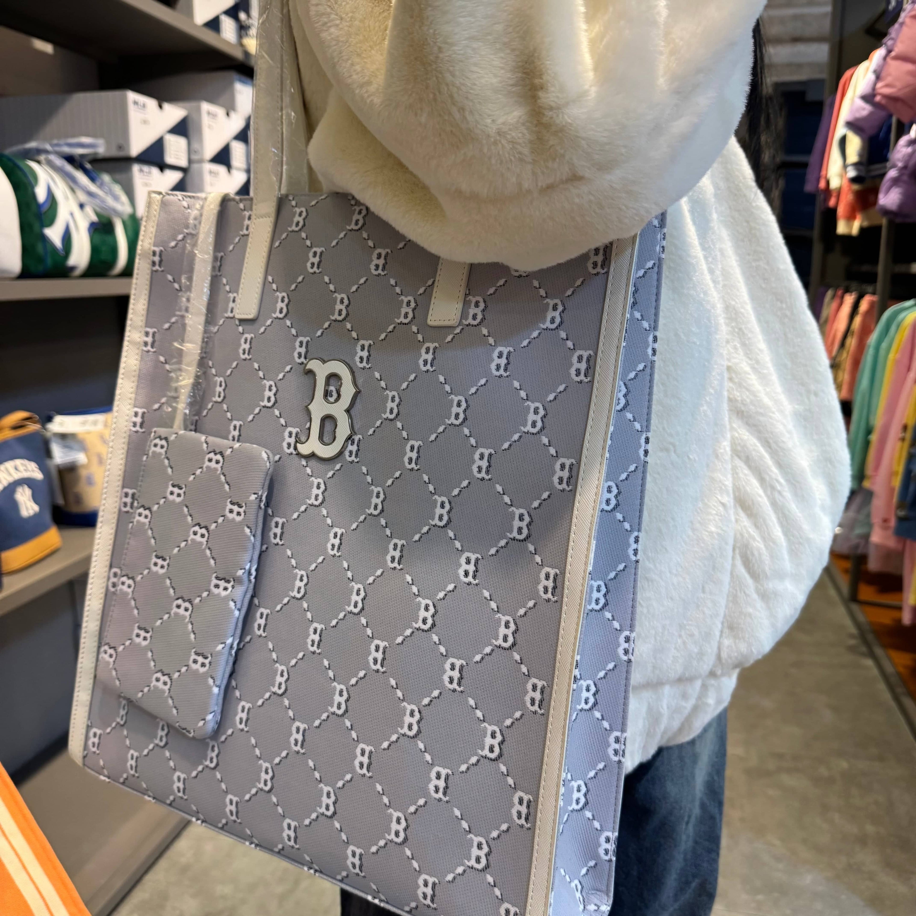韓國 MLB Monogram Diamond Jackquard Tote Bag 【MB093】 - STT Mall HK 靚太網購