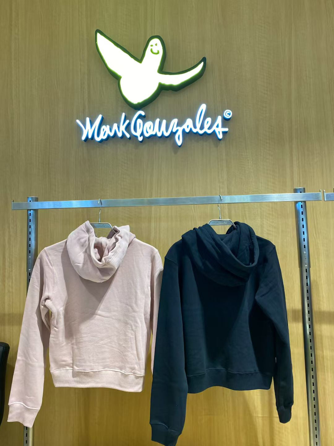 韓國 Mark Gonzales Women&