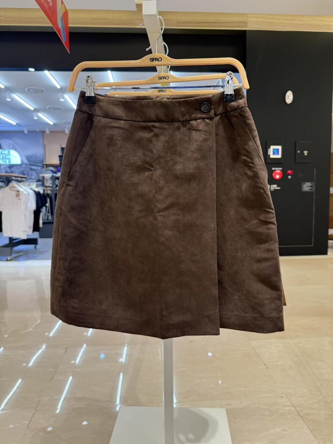 韓國 SPAO Suede Wrap Skirt【SP207】