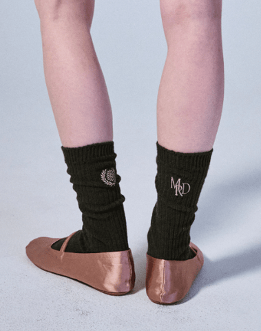 韓國 Mardi Mercredi LONG SOCKS MRD LOGO - STT Mall HK 靚太網購 -- DARKBROWN KHAKI