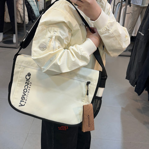 韓國 Discovery Messenger Bag【DY142】 - STT Mall HK 靚太網購